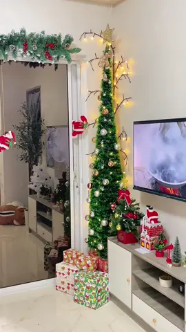 CHRISTMAS IS COMING | napuwing sa snow christmas tree kaya gawa tayo nalang tayo diy christmas tree 😅✨◽️🩶 #diychristmastree #diychristmas #diychristmasdecor 