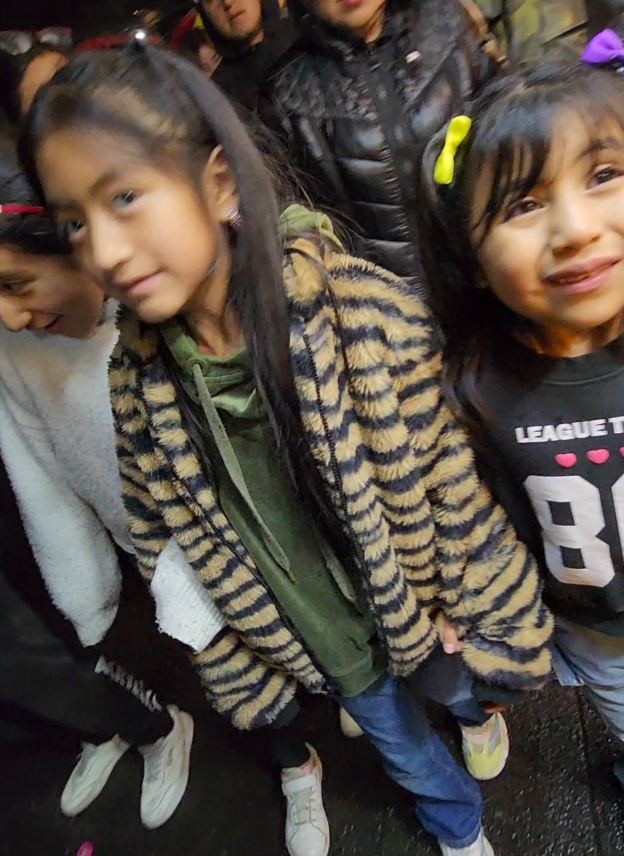 saludos amigos @Angie tzul @Rafael Pacheco 🐥⚔️ 