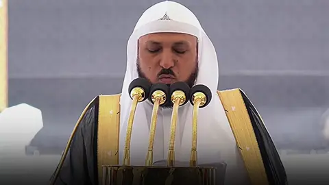 إن الحسنات يذهبن السيئات، الصلاه لها تأثير عجيب اللهم أجعلنا مقيمن الصلاة على اكمل وجه 🩷 #ماهر المعيقلي#دعاء_خاشع_مبكي_القلوب 