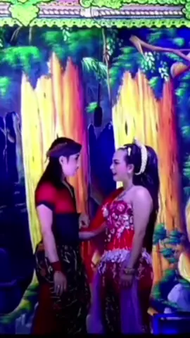 kangen nonton penampilan mereka berdua, dah 1 Minggu lebih gak nonton secara langsung#rufa#rukunfamili  #takroniro  #fypシ゚ #tren 