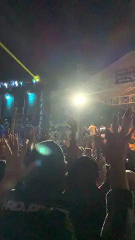 saking asik e sampek ga sadar hp ilang #satriyoglagahsuro #limousinoriginal 