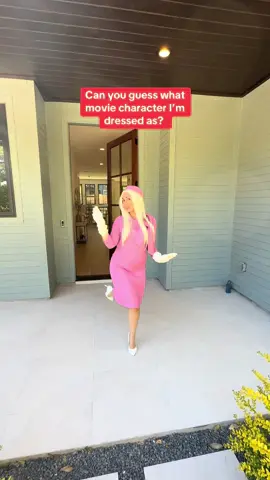 Who was I dressed as for my open house? Leave it in the comments #halloween #atx 