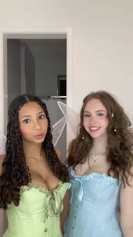 happy halloween 💚🩵@elle 