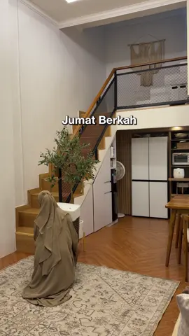 🛒 Box Container L | Link di Bio No. 1138  🛒 Beras 2,5 kg | Link di bio No. 1139  Budget per Box Rp 136.000  Isi : - Beras 2,5 Kg  - Minyak 1 Liter  - gula 1 Kg  - garam 250 gr  - kopi  - mie Burung dara  - Teh Kotak  - Biskuit  #jumatberkah