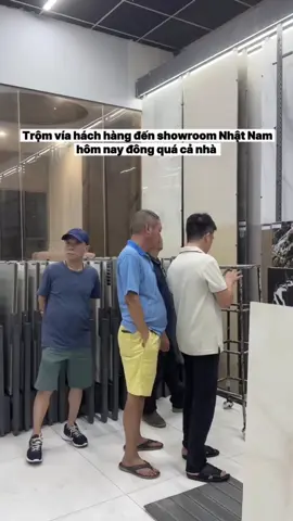 Không khí showroom hôm nay thật sôi động 💫 Gạch đẹp, mẫu mới, khách đến chọn liên tục – Nhật Nam Home luôn sẵn sàng phục vụ tận tâm! #nhatnamhome #gachoplat #vlxd #ilovetiktok #xuhuong 