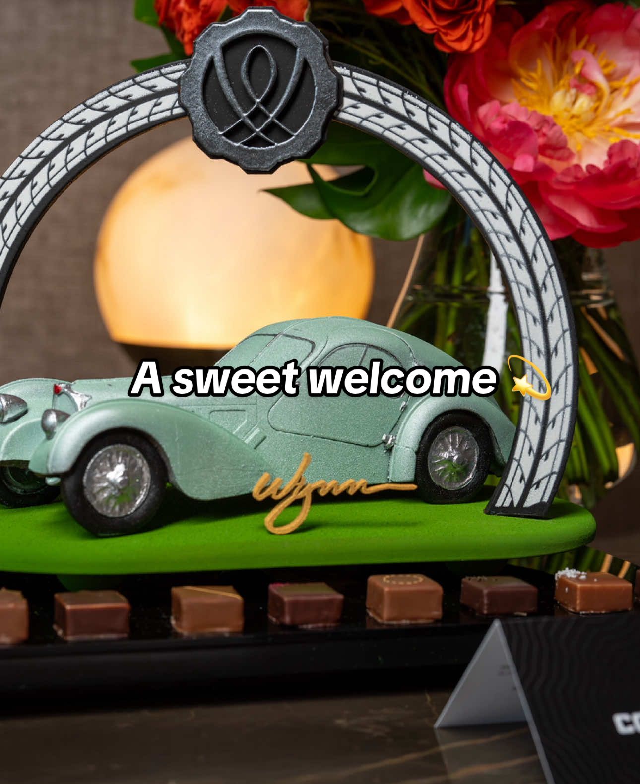 Concours at Wynn Las Vegas guests were greeted with a sweet surprise upon check-in: an edible replica of the multi-award-winning 1936 Bugatti Type 57SC Atlantic. A masterpiece of automotive design transformed into a confectionery creation—this is exactly the kind of welcome we crave. 🍫