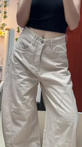 #กางเกงขายาว #กางเกงยีนส์ #baggyjeans #กางเกงยีนส์แฟชั่น #ไอเดียแต่งตัว 