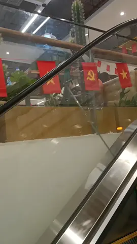 cảnh hết đồ mới đc đi ăn 🥹 #goerteknamsonhaplinh  #doicongnhan 