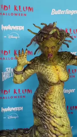 Wow 😮 #heidiklum #heidiklumhalloween #julianamodine #fyp #halloween 🎥 Hollywood Report 