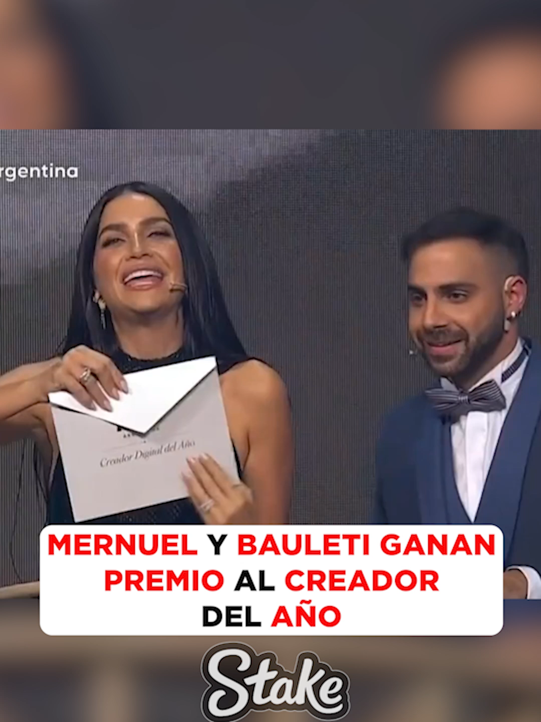 MERNUEL Y BAULETI GANAN PREMIO AL CREADOR DEL AÑO #argentina #kick #mernuel #mernosketti #bauleti #zairanara #idolos #premiosidolo #telefe #lacobraaa #davooxeneize