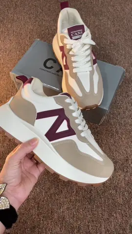 #sneakers #sepatusneaker 