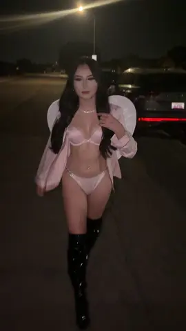 #dawnhailey #latina #victoriassecret #az 