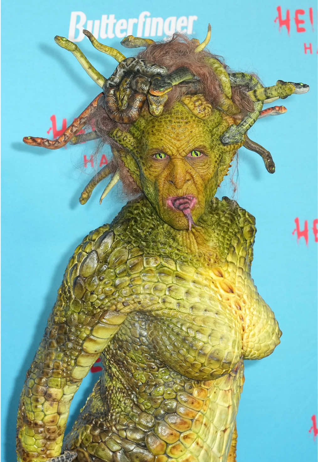 Okay that‘s scary! #HeidiKlum is some kind of #Medua for her annual #HeidiHalloween Party in New York with Husband #TomKaulitz   