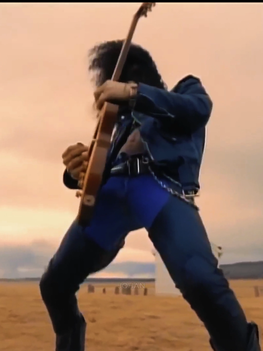 Cuando se acerca noviembre  Guns N Roses - November Rain #johanfrancisco #novemberrain #noviembre #gunsnrose 