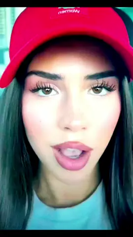 #accadeoggi #gimmidnuke 