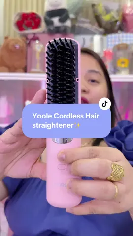 Cordless Hair Straightener 🥰 #yoole #yoolehairstraigteningbrush #yoolehairstraigthener #cordlesshairstraightener #cordless 