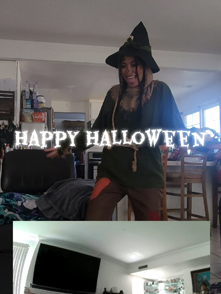 This was the perfect camera for today! @NUISK  #camera #handsfree #costume #Halloween #video 