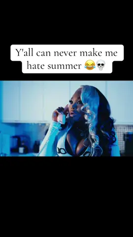 Summer got no business being this funny 😂 #halloween #halloween2025  #summerwalker  #funny  #rnb 