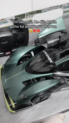 Ẻm bảo mua Xe điều khiển cho tui ai ngờ mua thật lun🥺❤️‍🔥❤️‍🔥 #fyp #cyndia #foryou #xh #viral 