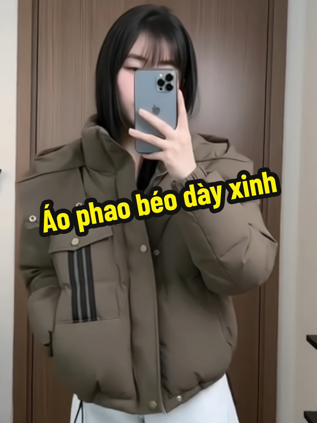 Áo phao siêu dày , siêu ấm ,lên form xinh xỉu , lạnh r trong tủ các ní nên có ít nhất 1 cái nhé , mà áo đang sa le á #xinhdepmoingay #thoitrangnu #outfitxinh #xuhuong 