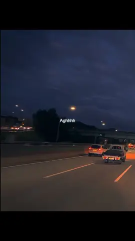 saya kembali🫨 #lyrics #fouryou #xyzcba 