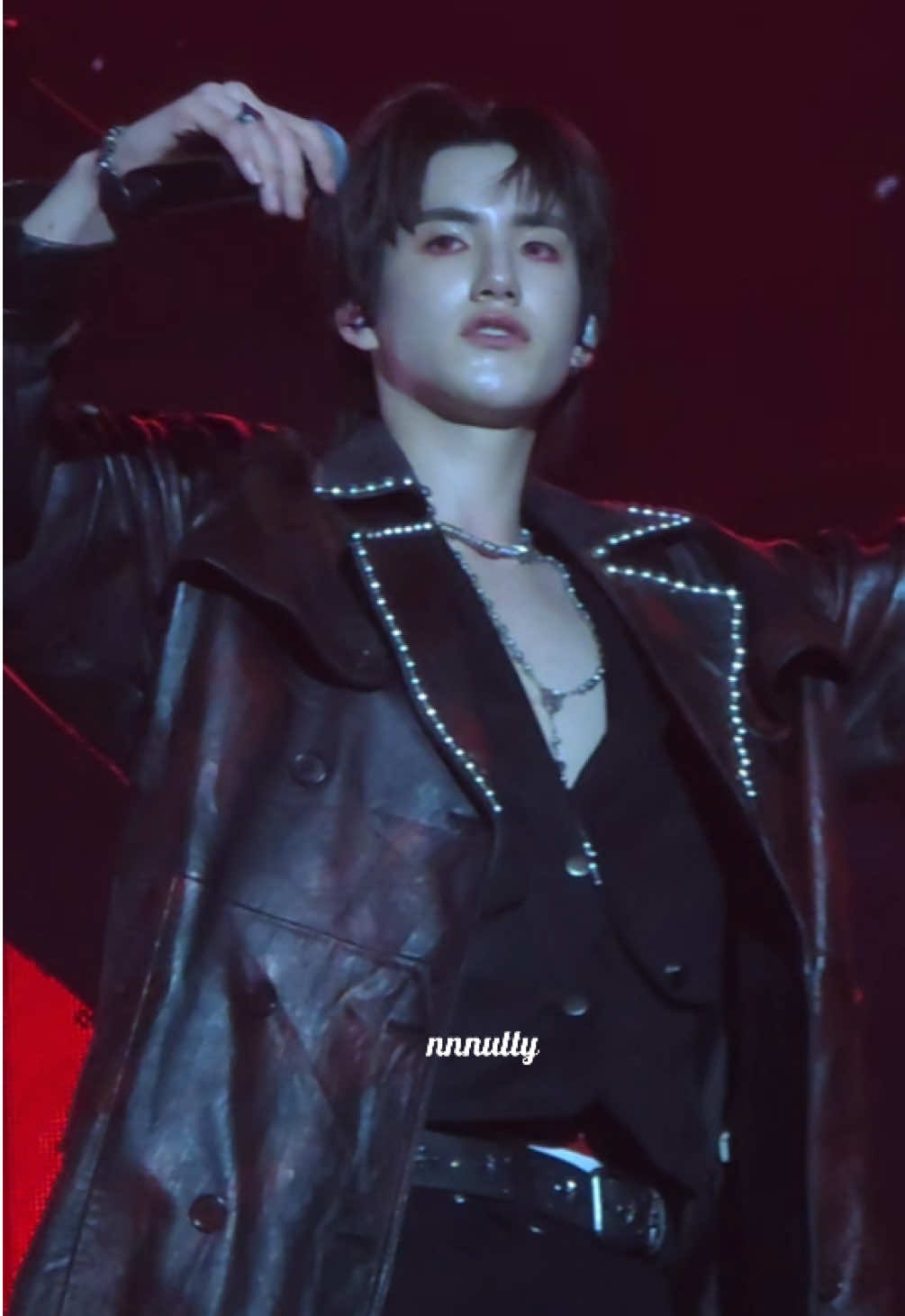 หนุ่มตี๋คนเดียวที่เรารัก👻🤟🏻@phutatchai #PHUTATCHAI #ภูธัชชัย #EnchantedFest2025xBUS #BUSbecauseofyouishine 