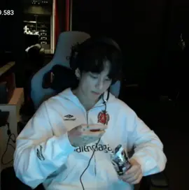 Kancho name hunting is back  KOOKIE FOUND “YOONGIIIIII” 😭 #jungkookliveweverse #Jungkook #jungkooklive 