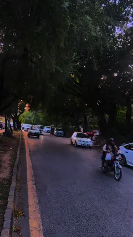 جو کہتے ہیں ناں کہ ۔۔۔۔ 