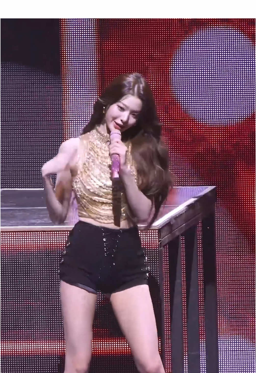 衣装似合いすぎ #ive #wonyoung #showwhatiam 