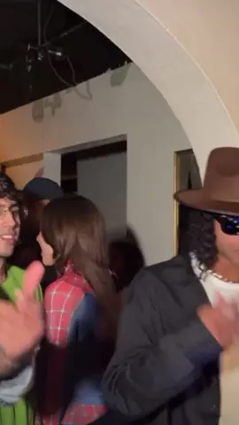 Lo lindos que son #babymiko #youngmiko #1k #miko 