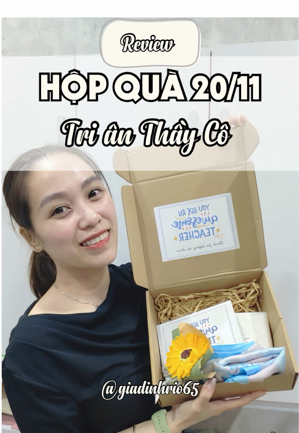Một món quà tinh tế để cùng con nói lời cảm ơn thầy cô. Mấy mẹ khỏi lo chọn quà 20/11 nữa nè — hộp này gói sẵn, xinh khỏi bàn. #giadinhrio65 #quatang #20thang11 #trianthayco #monquaynghia 