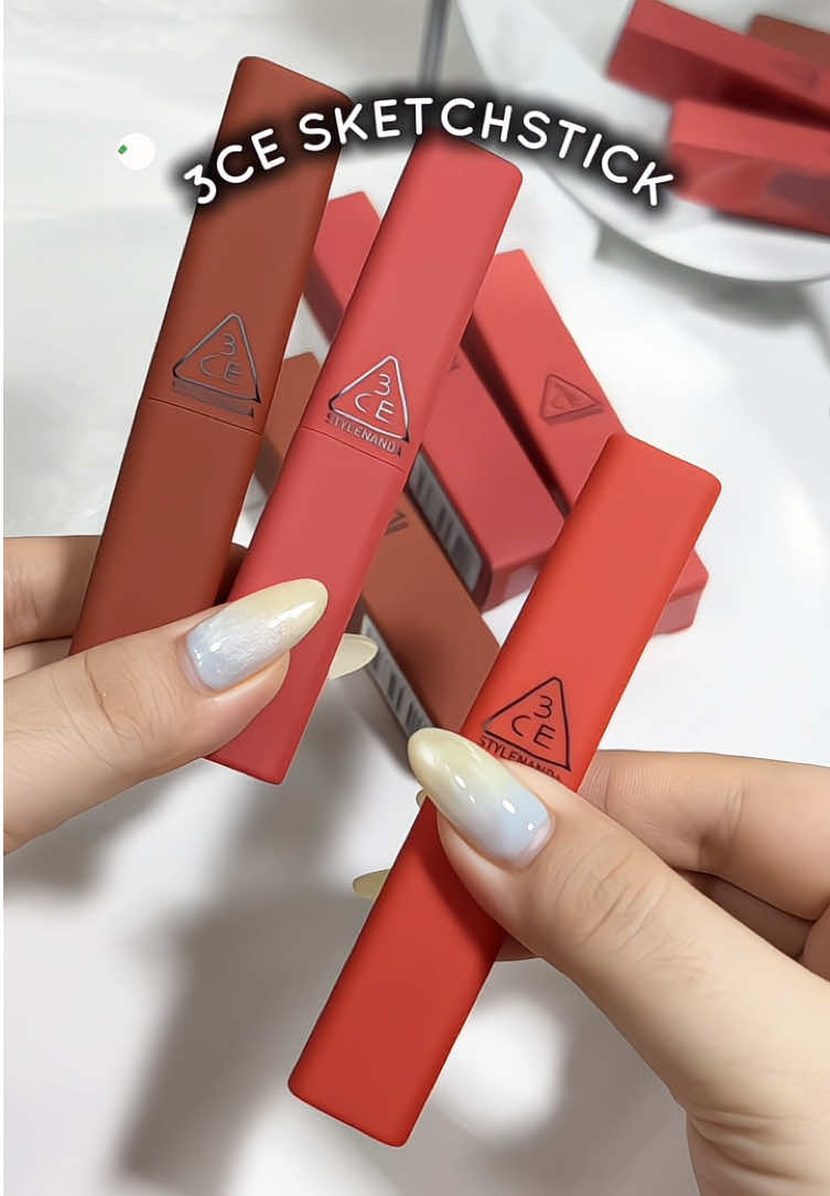 3CE lại tiếp tục ra mắt son mới rồi đâyyyy ❤️🙌🏻 #3andChịEm #HợpTácCùng3CE #SonSapMau #sketchstick