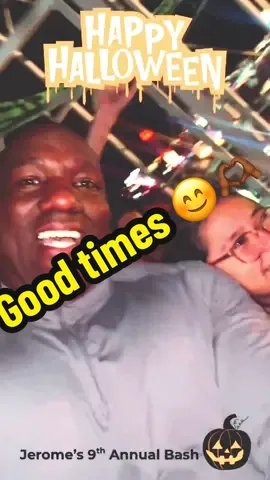 Daddy and daughter Halloween 🎃 roller coaster 🎢 ride #fypシ゚viral #fun#algorithm 