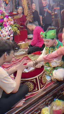 đố mà thắng được cậu đấy😝🥰@Nguyen Huyen Trang #bongumehuyntrang #codongHuyntrang #xhh #xhtik#viral 