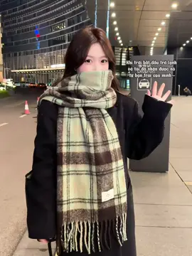 Bạn có cảm thấy ghen tị không? #khanquangcomuadong #khanquangco 