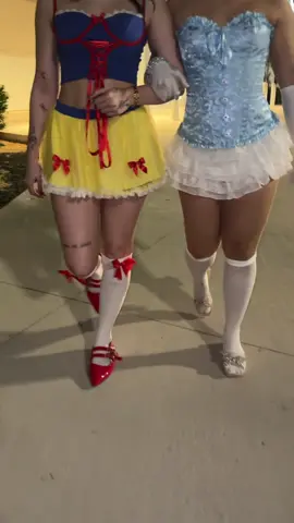Las princesas ✨ #halloween #halloweencostume #princess 