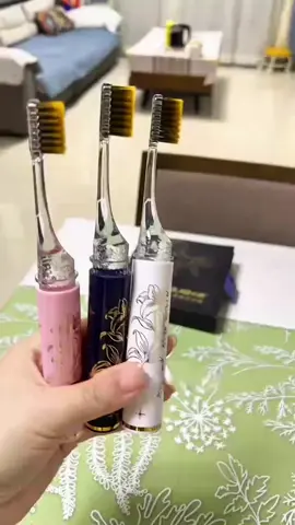 Set 3 bàn chải đánh răng gấp gọn họa tiết hoa hồng, bàn chải đánh răng lông chải mềm mượt sang chảnh #set3banchaidanhrang #banchaidanhranggapgon #Banchaidanhranglongmem #Tienichgiare #Xuhuong