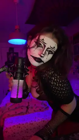 hi i’m weird check out my twitch 💜 #fyp #halloween  #smallstreamer #gaming #tiktoklive 