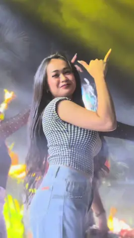 suwe ra ketok pas ketok ra suwe #foryoupage #fyp #karanavalkidangbang2025 @Lalaveronicaaaa🌸 