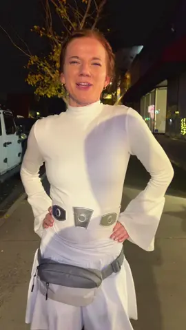 Princess 🤍 Leia 🫶🏻 #starwars #halloween #leia #halloweencostume 