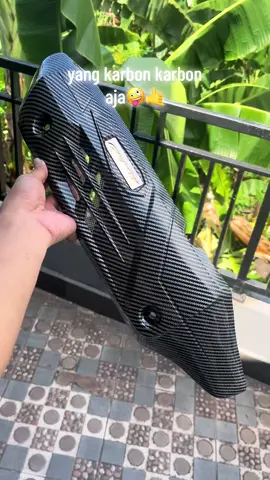 yang karbon karbon aja🤪🤙 cek kerangjang kuning  Misoka Exhaust Nmax Turbo new Nmax Aerox Lexi Bahan Abs Carbon misoka knalpot#misokaaksesoris #viral #fypage 
