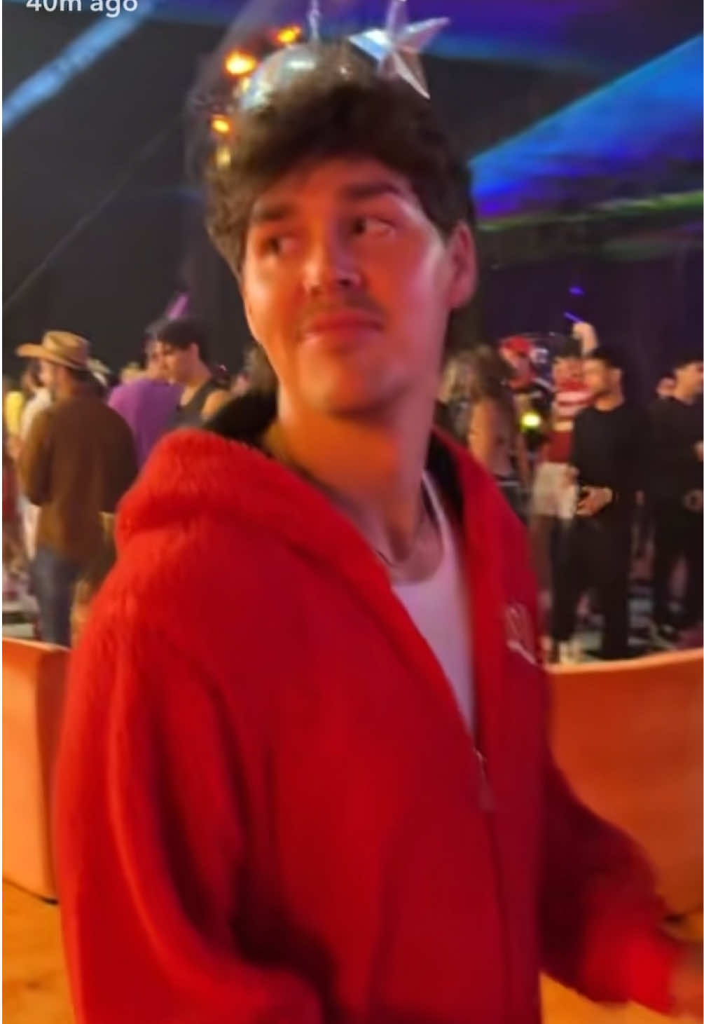 Noah as Elmo? Lol happy Halloween #noahbeck #fyp #foryou @noah beck 