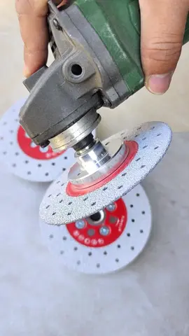 Stone-specific cutting disc, capable of both cutting and grinding, offering high cost-effectiveness.#tool #powertools #ston #polishing #tools 