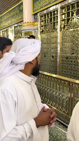 ‏ہمارے آئیڈیل دونوں  جہانوں کے سردار حضرت محمد صلی اللہ علیہ وآلہ وسلم ہیں ❤️