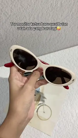 sah sah aja kalo lewatnya tanggal segini🫣 #fyp #kacamatawanita #kacamata #kacamatahitam #kacamatafashion 