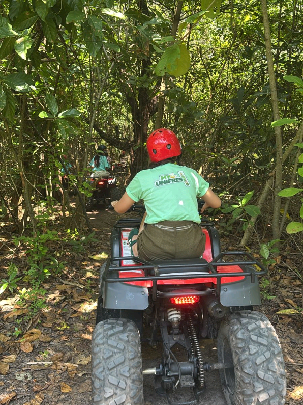 Rara Sudirman bermain ATV🤭😂 #lucu #rarasudirman #viralvideos #viraltiktok #fyppppppppppppppppppppppp 