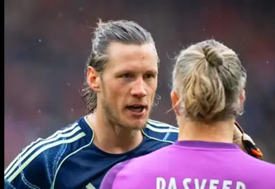 nieuwe beelden ruzie Weghorst Pasveer Chelsea-ajax. #ajax #amsterdam #voetbal #eredivisie #funny 