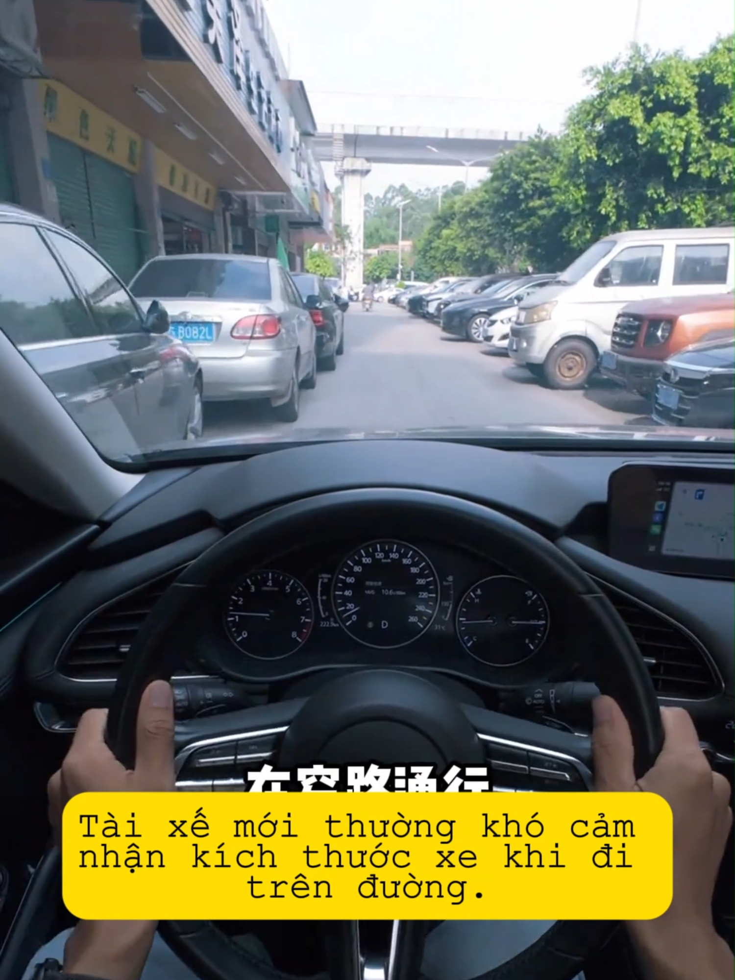 Tài xế mới thường khó cảm nhận kích thước xe khi đi trên đường. #hoclaixeoto #kynanglaixe #viraltiktok #kinhnghiemlaixe #daotaolaixe #laixeantoan #tiktokindia #uytin #tiktok #bss #hay #laixe #trungtamdaotaolaixe #bstd #meohay #like #share #phunu #kinhnghiem #coban