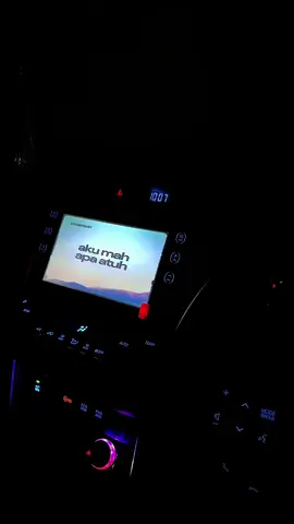 🔊🔊💃💃💃🎧@fahmyfay #fyp #foryoupages #nyetirmobil 