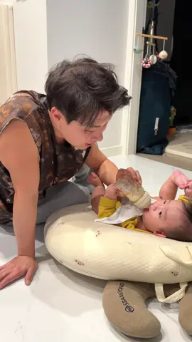 អ៊ំប្រុសឥឡូវវ៉ាដាច់គេ👶🏻😍🇰🇭🇰🇷 #nikasfamily  #Ian#Cambodia #khmertiktok #kimnika 